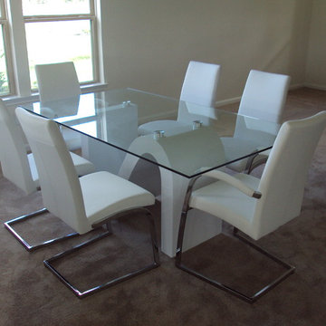 Dali Dining Table & Alberti Chairs