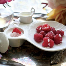 Berries & Cream Server - Specialty Serveware