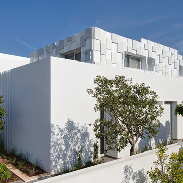 The Dynamic House