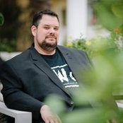 Jonathan Oakes's photo