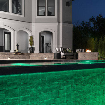 Infinity pool