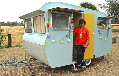 Kig ind! Gamle campingvogne fyldt med fantastiske retro-overraskelser