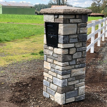 Lake Oswego Brick mailbox