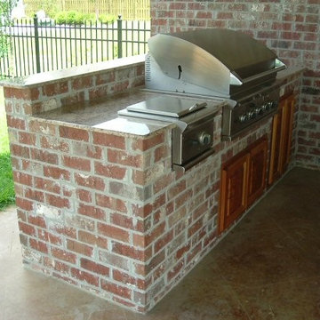 Outdoor Kitchens
