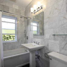 Woodside First Floor Bath