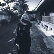 Dini Hazwani's photo