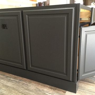 Kitchen cabinet painting - general