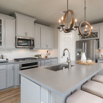 Houston, Texas | Enclave at Lake Shore Harbour - Enclave Bermuda Kitchen