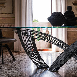 Gordon dining table by Cattelan Italia - Dining Tables