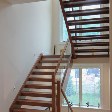Project #78 | Modern Wood Staircase with Glass Panels