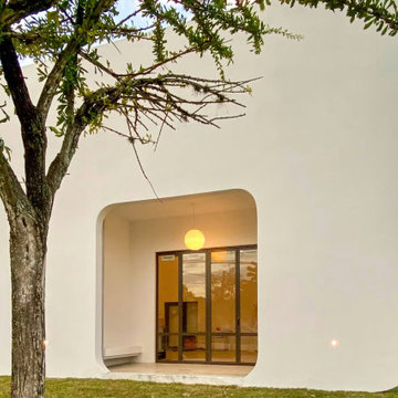 The Miami Studio — A Sculptural Art-Studio ADU with Slim Folding Glass