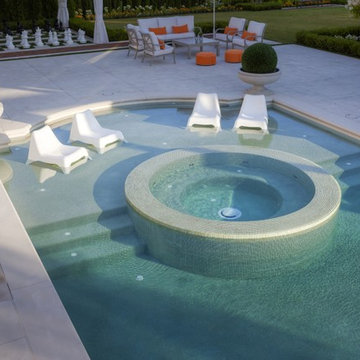 Classic Design Enhances a Massive Backyard