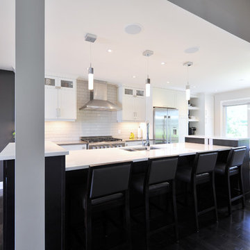 Transitional Kitchen in Ottawa, Ontario