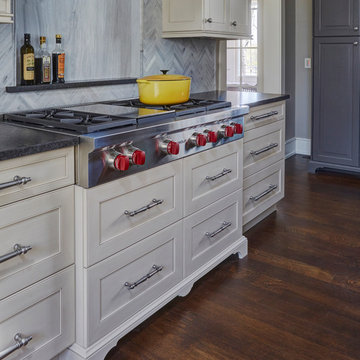 Custom Range Cabinet with Niche Above
