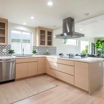 Alta Vista Collection | Balboa Oak | Kitchens