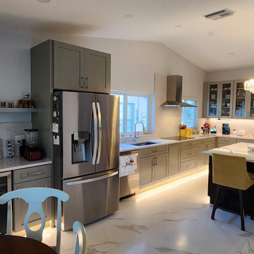 Modern Kitchen Remodel Done in a Two-Tone Color of Pebble Grey and Espresso