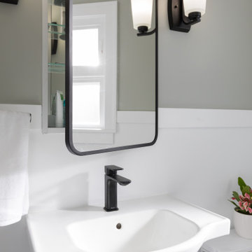 Oakland Lower Hills Transitional French Noir Bath