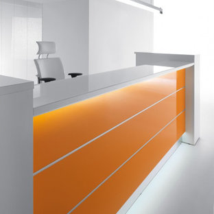 Inspiration for a large contemporary home design remodel in New York