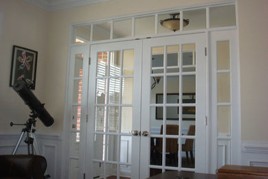 Home office - traditional home office idea in Raleigh