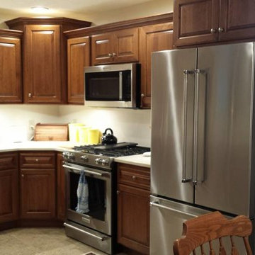 Timeless Cherry kitchen with neutral quartz