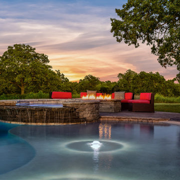 Grand Beach Entry, Diving pool with Fire Table
