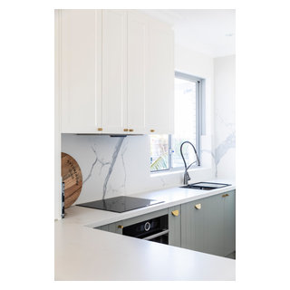 Bondi Project - Beach Style - Kitchen - Sydney - by Blue Tea Kitchens ...
