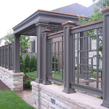 Frontyard / Driveway