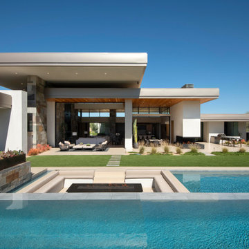 Contemporary - Desert Living
