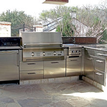 Outdoor Kitchen