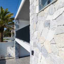 Eulo Irregular Stone Walling - Ocean View Dr, Wamberal NSW 2260, Australia - Accessories and Decor