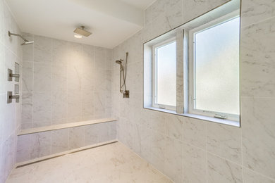 ワシントンD.C.にあるおしゃれな浴室の写真