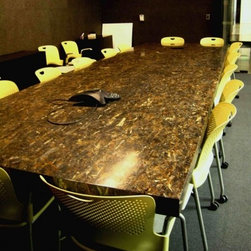 Torzo - Dining Tables