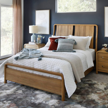 Midimalist Bedroom: Cozy Layers, Simple Furniture