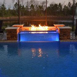Fountain with Acrulic Glass Spill-over and Fire Feature - Aboveground Swimming Pools