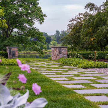 Clarkston Historic Residence - Path