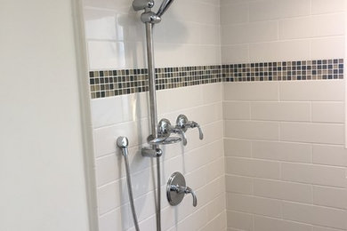 Example of an arts and crafts home design design in San Francisco