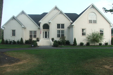 Inspiration for a timeless exterior home remodel in Nashville