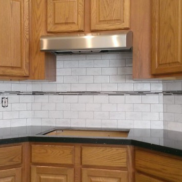 KITCHEN - Backsplash - 3" x 6" Ceramic Carrera Marb w/ Linear Glass Accent Band