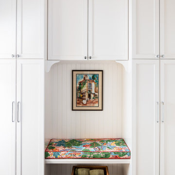 Elegance in Every Corner: A Gracefully Organized Home (Creve Couer, MO)