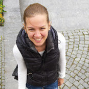 Flóra Pályis foto