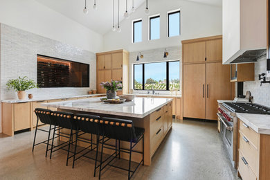 Example of a trendy kitchen design in Los Angeles