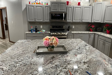 Home design - transitional home design idea in Albuquerque