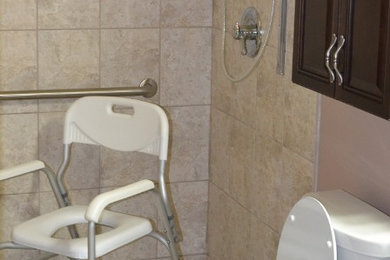 Example of a mid-sized transitional bathroom design in Indianapolis