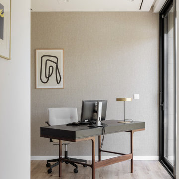 Quinta dos Alcoutins Home Office with Textured Wall and Art