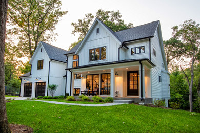 Inspiration for a farmhouse exterior home remodel in Chicago