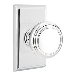 Norwich Door Knob with Rectangular Rosette in chrome - Doorknobs