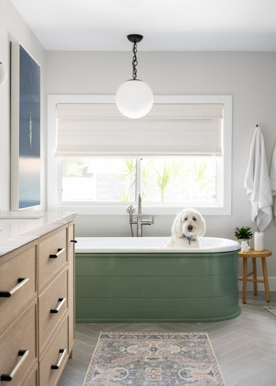 Beach Style Bathroom by Well Done Building & Design