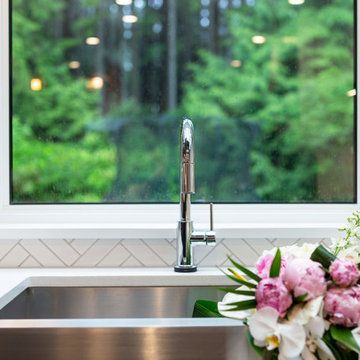 Lynn Valley Retreat | Renovation