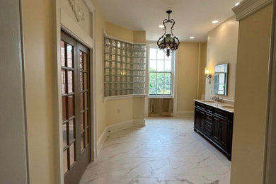 Example of a bathroom design in Baltimore
