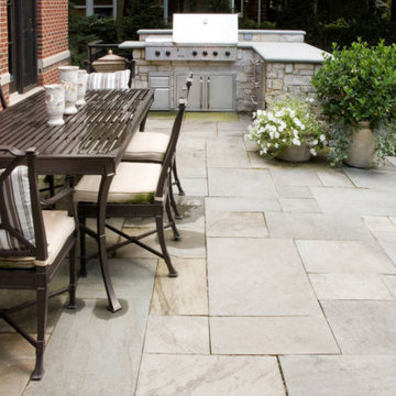 Outdoor Kitchens